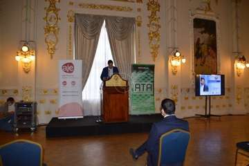 Conferencia de Héctor Suárez en la capital grancanaria/TA.